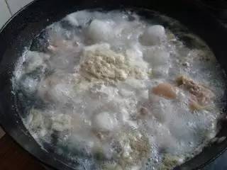 如何让菜品看起来油亮,教你1招口感脆嫩又入味