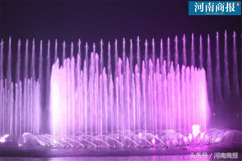 郑州音乐喷泉效果图,郑州双鹤湖音乐喷泉