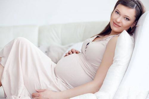 怀孕初期肚子疼便秘怎么办,怀孕初期出血肚子疼正常吗