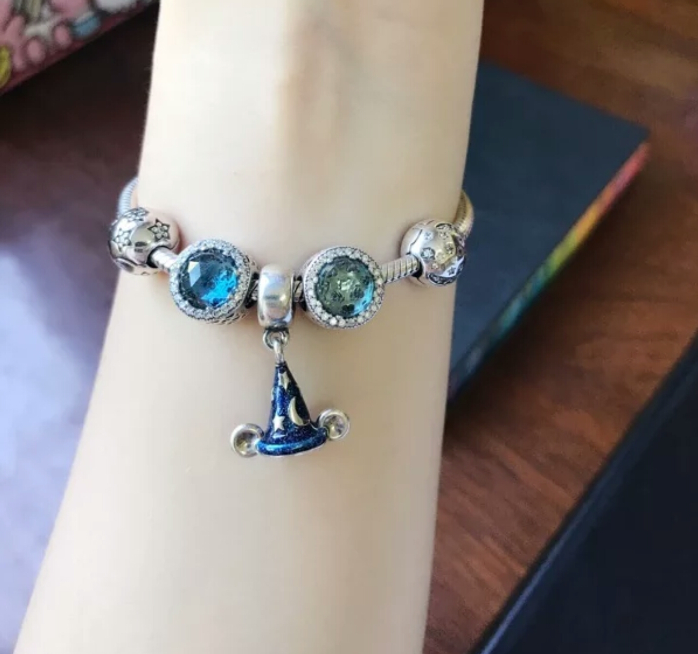 潘多拉到底有什么魔法，牢牢牵住你的心