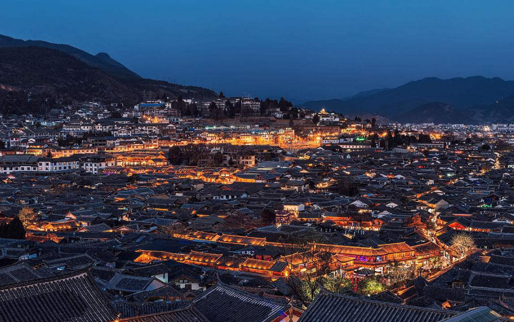 去丽江大理洱海西双版纳路线攻略,去丽江玩都需要带什么