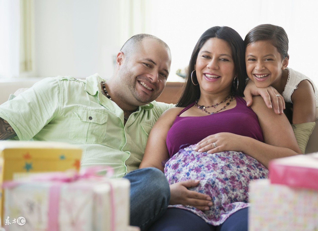 怀孕晚期手指关节疼是什么原因,怀孕手腕关节疼痛是怎么回事