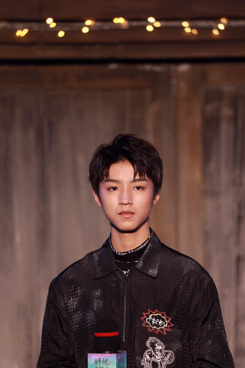 恰好是少年董子健王俊凯,热巴王俊凯董子健花絮