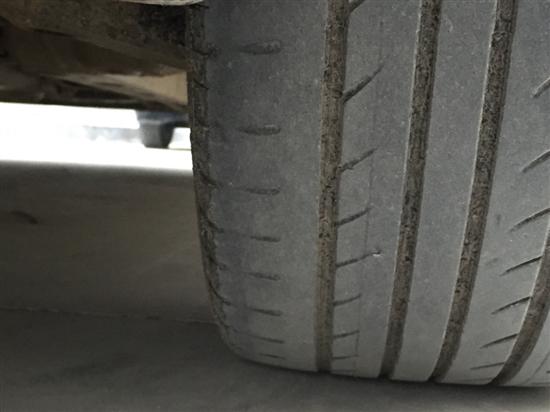 江淮瑞风s3定位以后还是跑偏,瑞风s3方向盘卡顿跑偏怎么办