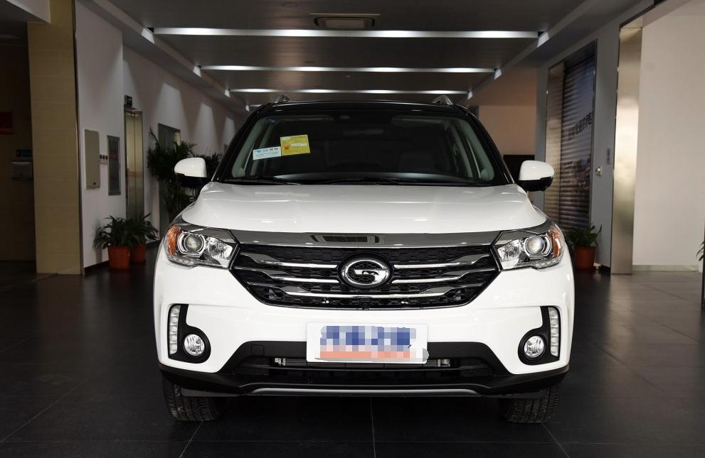 2018款广汽传祺gs4图片,2017款传祺gs4豪华智联版长宽高