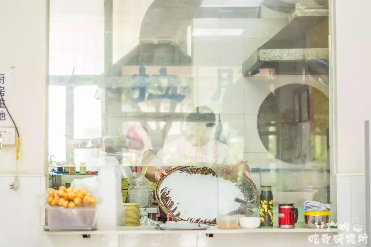 拉肠界的冈本001，吃完真系翻唔到转头！