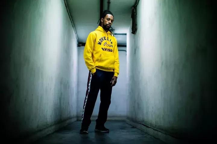 dunksb黑红鸽子,dunksb鸽子联名上脚效果