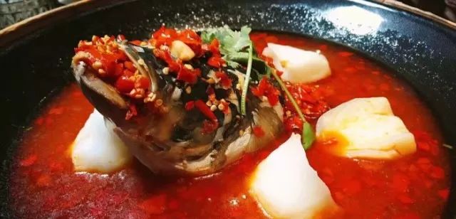 广州岗顶美食街,岗顶地铁口美食街