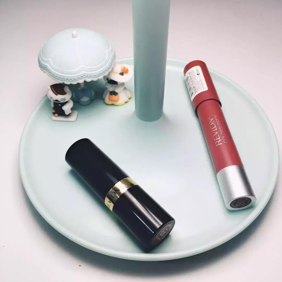 露华浓口红225和325试用,露华浓225素颜黄皮