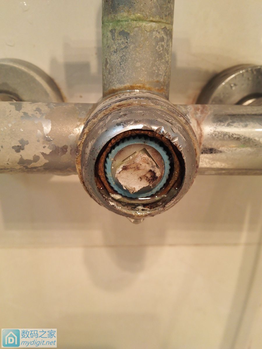 淋浴阀芯漏水怎么修视频,淋浴花洒阀芯漏水如何维修
