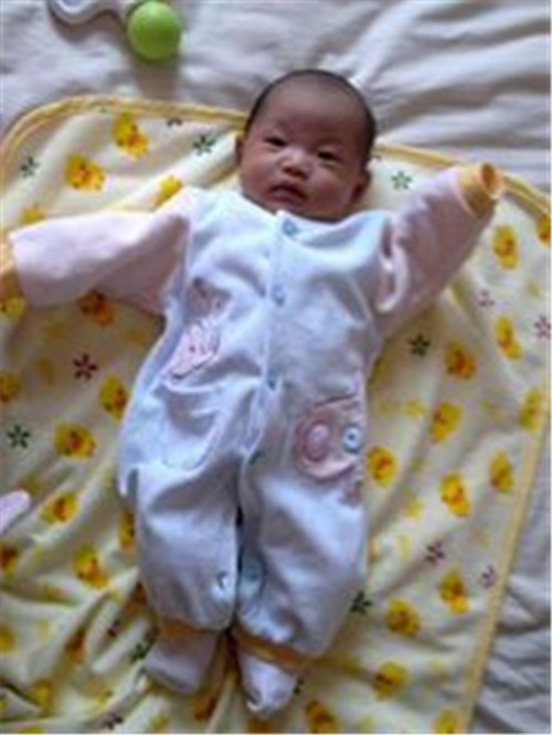 新生儿脚内翻是什么原因新生儿脚内翻怎么办