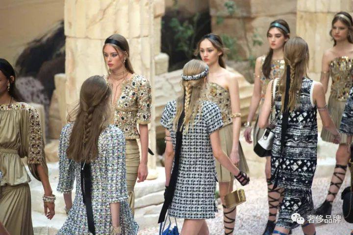 宋慧乔穿衣风格2018,宋慧乔香奈儿外套