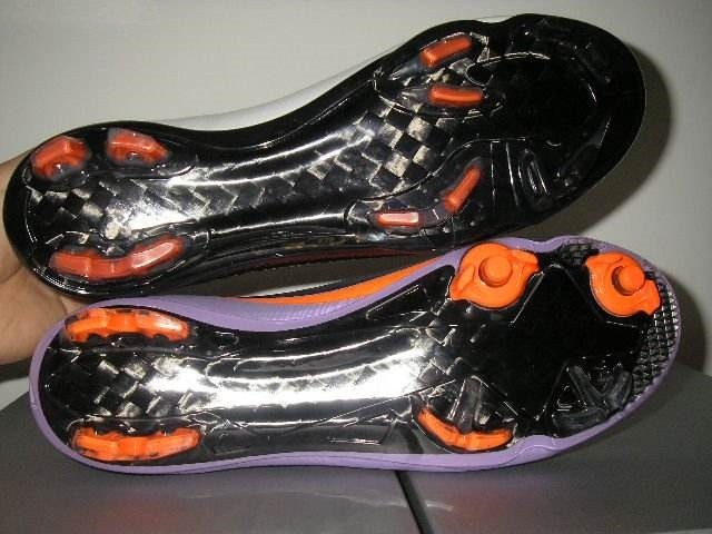 哪种足球鞋穿得最舒服,正确穿的足球鞋