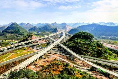 花安高速花溪段,花安高速沿途景区