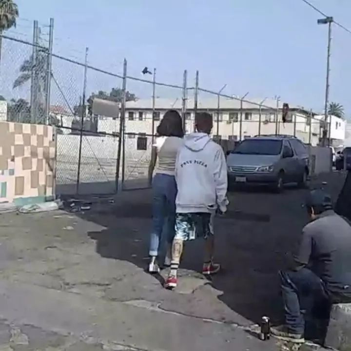 赛琳娜贾斯汀比伯撕破脸,比伯赛琳娜撕破脸