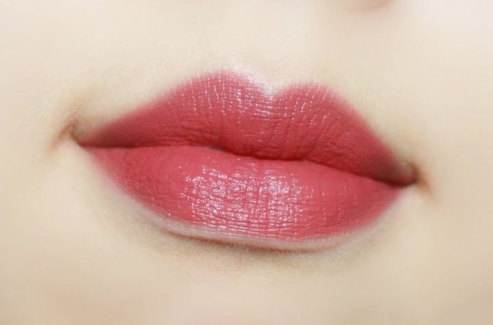 今年秋冬最显白的口红种草必备,秋冬显白口红色号推荐