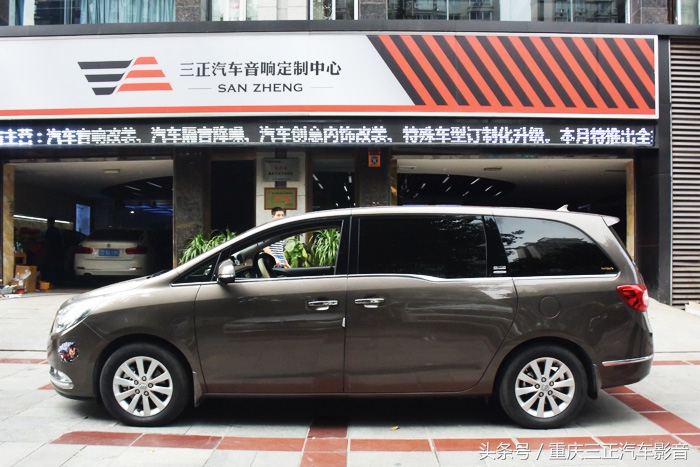 别克gl8后视镜盲区,别克gl8改装360全景影像后视镜