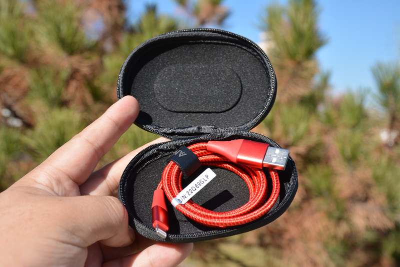 anker苹果线,anke数据线和苹果数据线对比