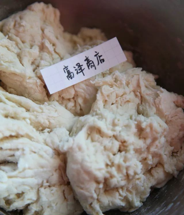 做面包什么牌子的面粉好,做面包最好的面粉牌子