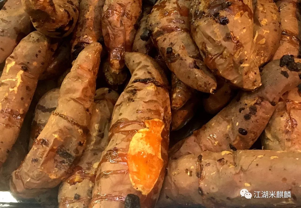 老字号烤红薯店,获嘉京城烤红薯