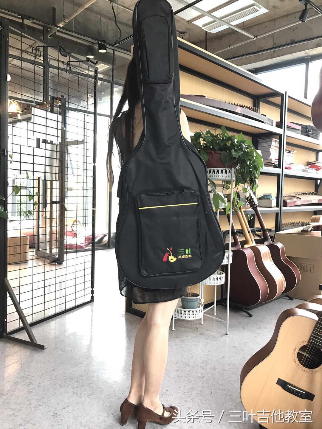 中国首家共享吉他(三叶)已经开始蔓延武汉了!武汉三叶乐器出资
