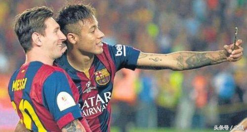 top10足球搞笑,世界足坛20大奇葩时刻上集