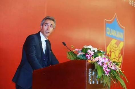 权健新帅一荣誉卡纳瓦罗也未达到史上和他一样做到的只有三人