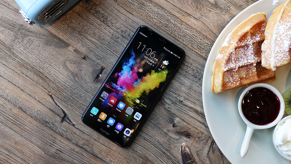 全面屏荣耀畅玩7x有几种颜色,千元旗舰手机荣耀畅玩7x