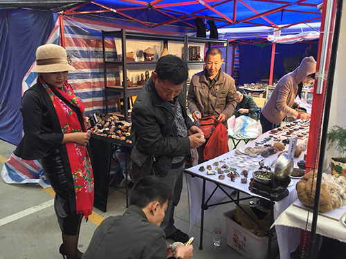 这几天在哪里挖玉石,这几天哪里可以捡玉石啊