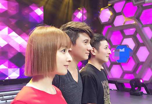 吴昕展现智慧的综艺,吴昕郑凯遇见足球队