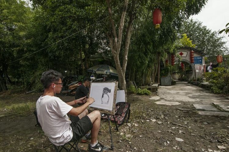 西递附近最著名的景点,西递村美丽的风景