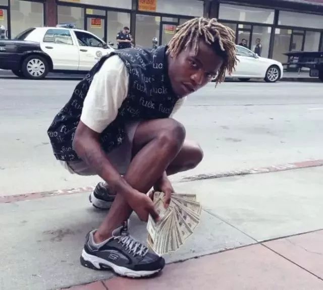 vans和匡威哪双鞋适合入手,VANS老爹鞋