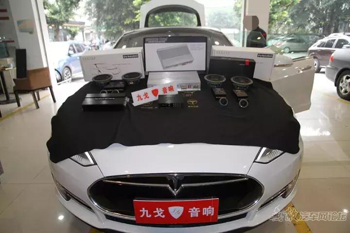 鎺屾帶闊冲搷,鐗规柉鎷塵odels85d