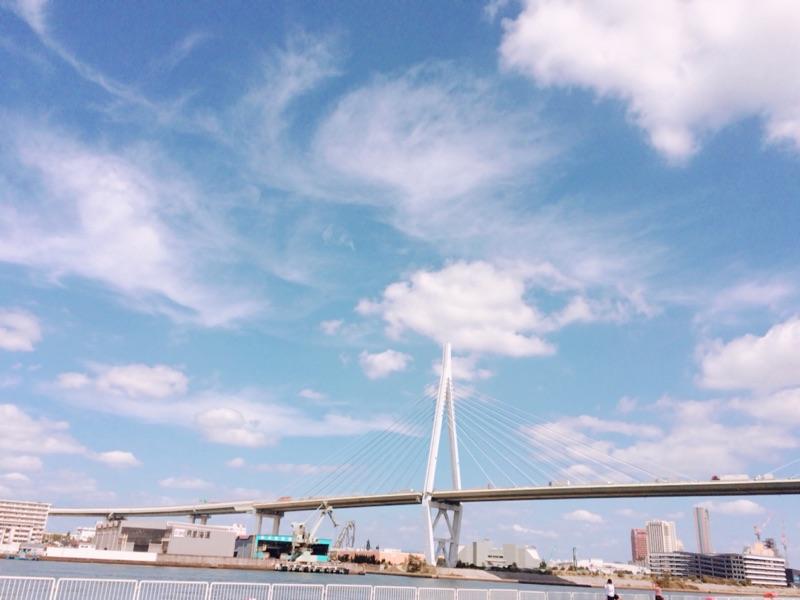 对不起，我出国旅游不是为了帮你代购！