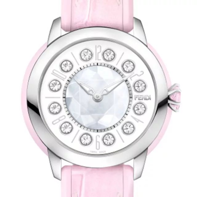 你只知道小怪兽包包火，仙女们已经在追Fendi手表了