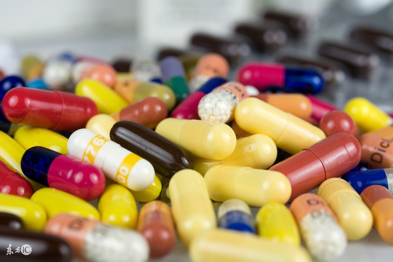 这9种药千万不要用热水送服,长期服用这几种药一定要多加注意