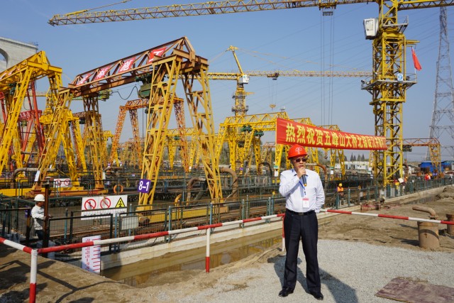 超级工程五峰山长江特大桥纪录片,五峰山长江大桥采用什么基础