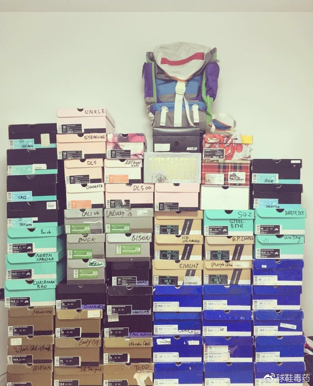 dunksb黑鸽子有刷色感吗,dunksb真假对比黑鸽子