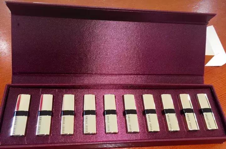 晒男友送的口红,晒男朋友的口红