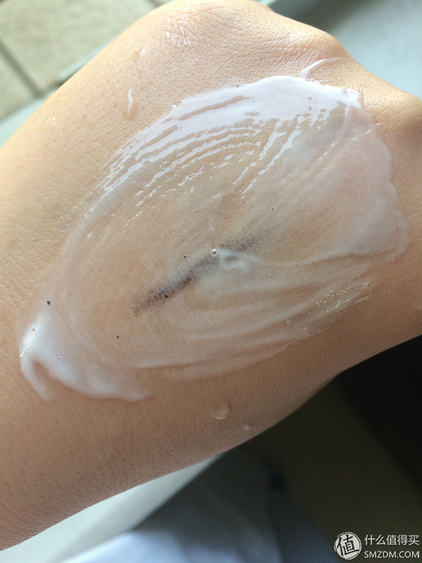 韩束巨补水套装测评,韩束净透淡斑焕白礼盒五件套