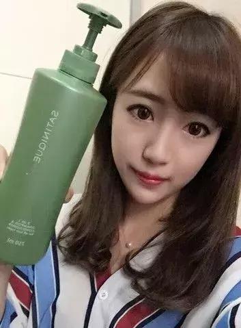 如何拥有一头油亮柔顺的秀发,怎么拥有柔顺的秀发