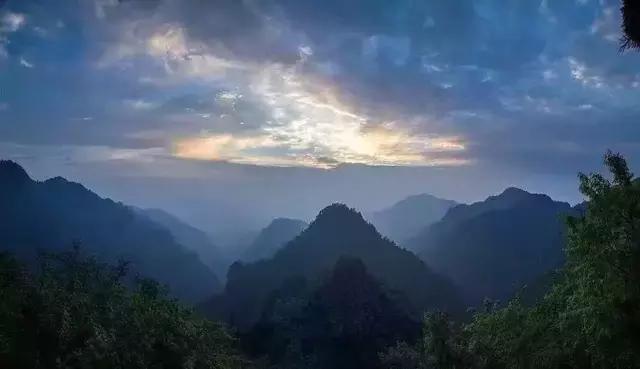 国庆峨眉山云海日出最佳时间,峨眉山夏季看日出最佳时间