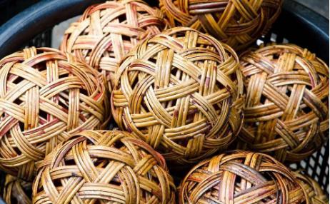 足球的发展史图片,足球是怎么演变来的图解