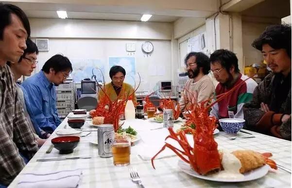 不帅的大叔,不帅但有魅力的大叔