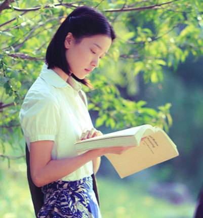 杜鹃模特高级感图片,杜鹃变身超然