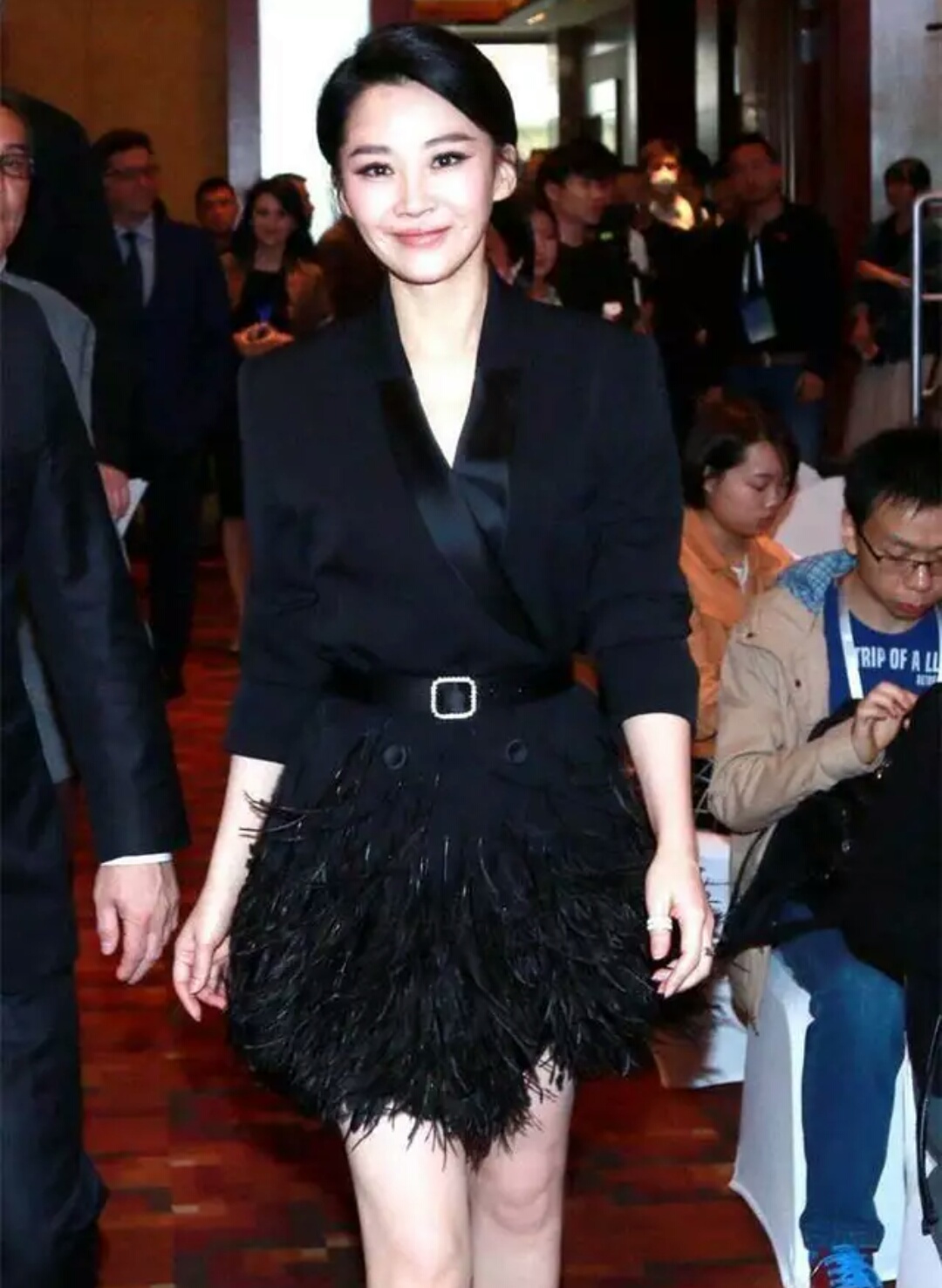 冻龄女神俞飞鸿图片,俞飞鸿和林志玲冻龄女神