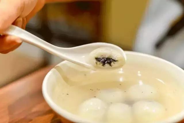 武汉这10款“爆浆”美食，一不留神就爆出来溅你一脸！