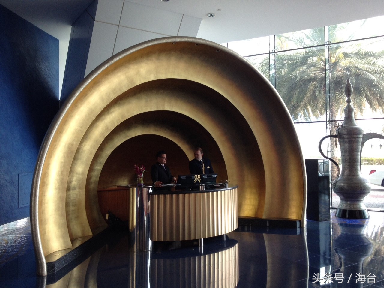 迪拜旅游住哪个酒店最便宜,迪拜顶级酒店体验价格多少