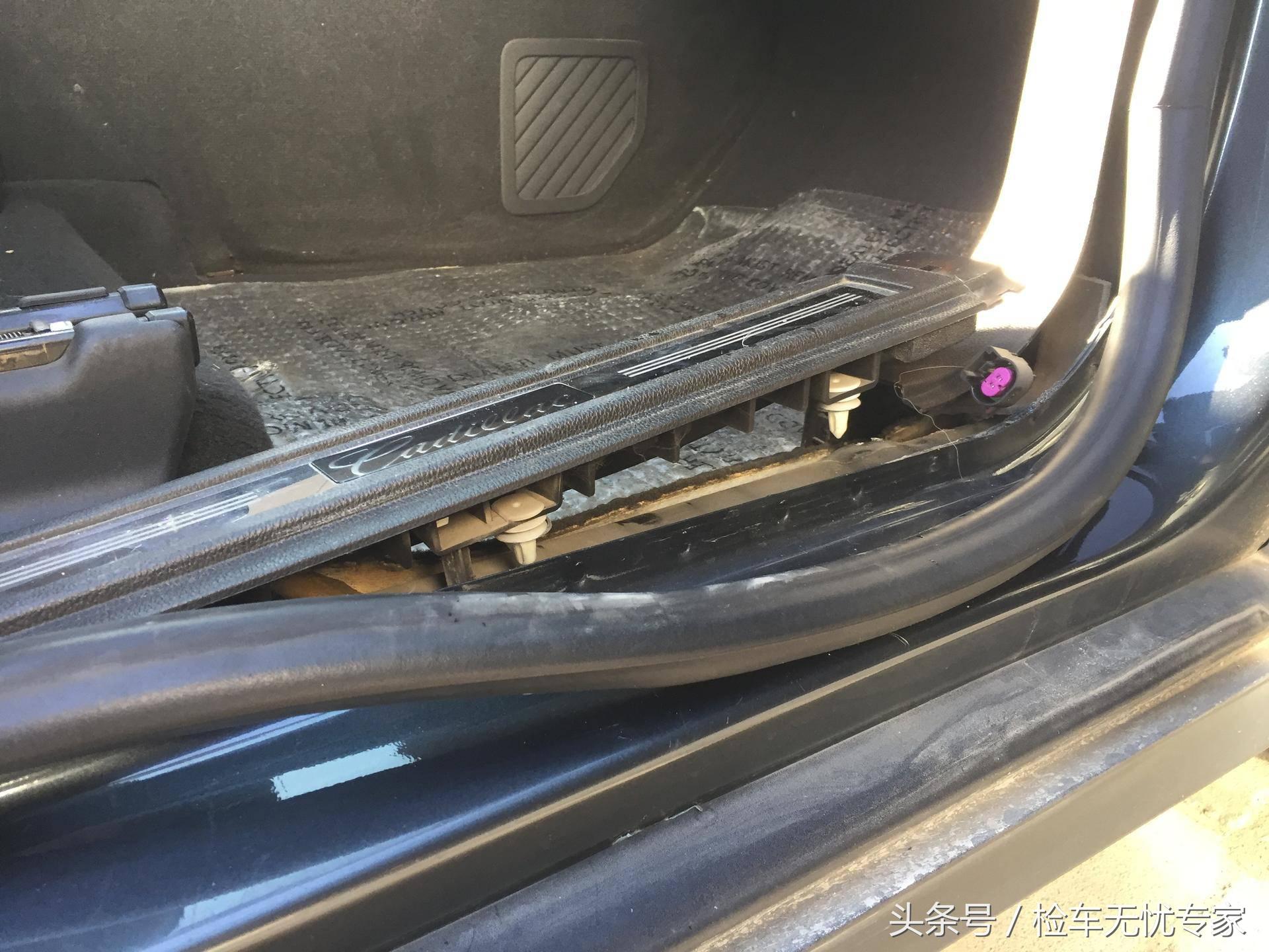 凯迪拉克SRX瞬间贬值10W？买家气吐血，直呼险被害死