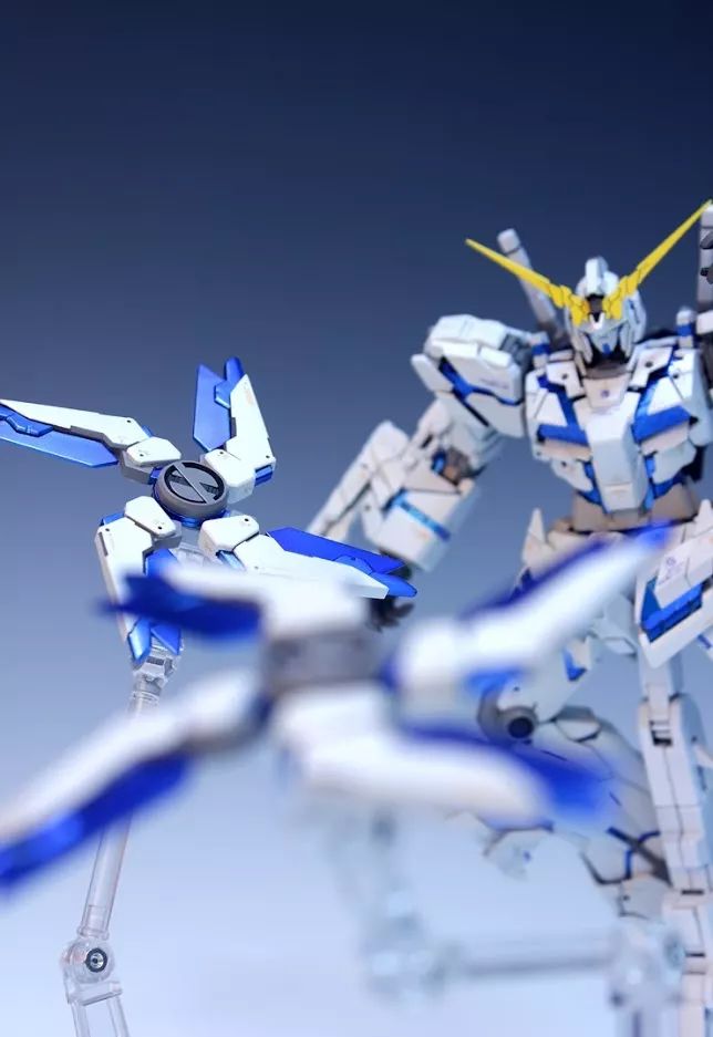 沉浸式拼装完美蓝色独角兽高达,独角兽高达拼装模型推荐学生党